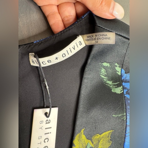 NWT ALICE + OLIVIA Tanner Asymmetric Floral Mini A-Line Dress - Picture 8 of 15